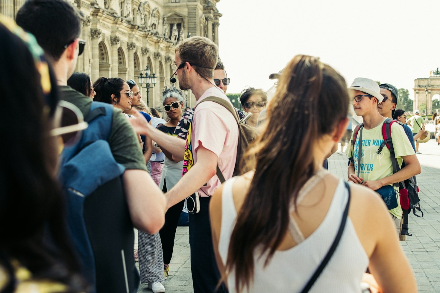 Tradizioni locali e sapori tipici: itinerario gastronomico per intenditori